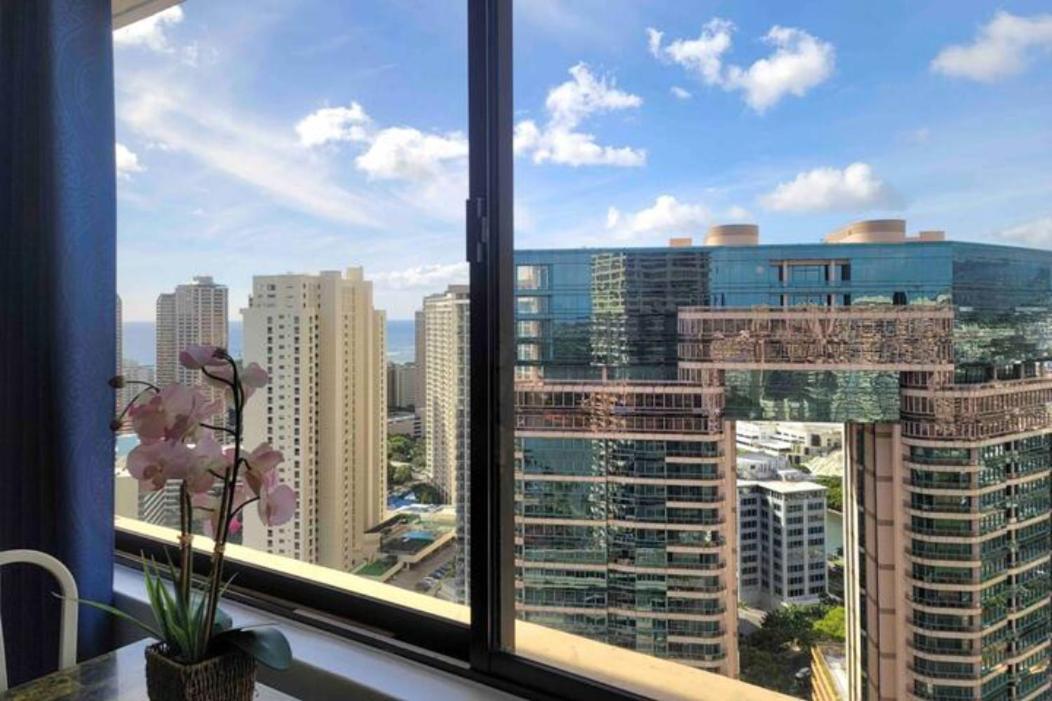 Waikiki Condo High Floor Views Beaches Convention Center هونولولو المظهر الخارجي الصورة